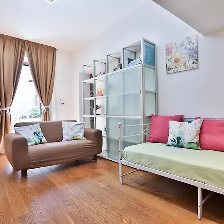 Guesthost - Rooftop House - Terrace Διαμέρισμα *