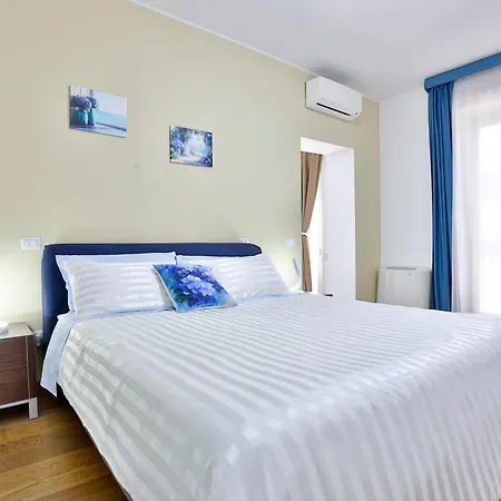 Guesthost - Rooftop House - Terrace Διαμέρισμα