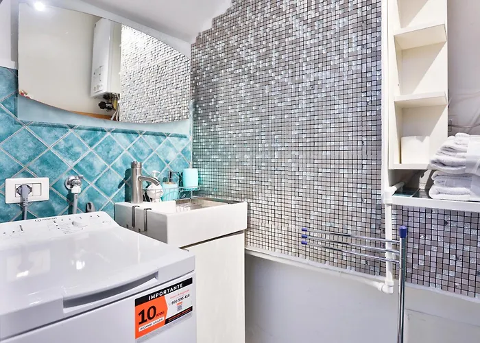 Guesthost - Rooftop House - Terrace Apartamento Salerno